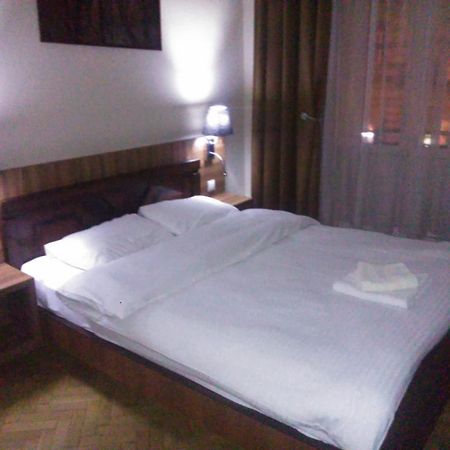 Hotel Nice Tbilisi Eksteriør billede