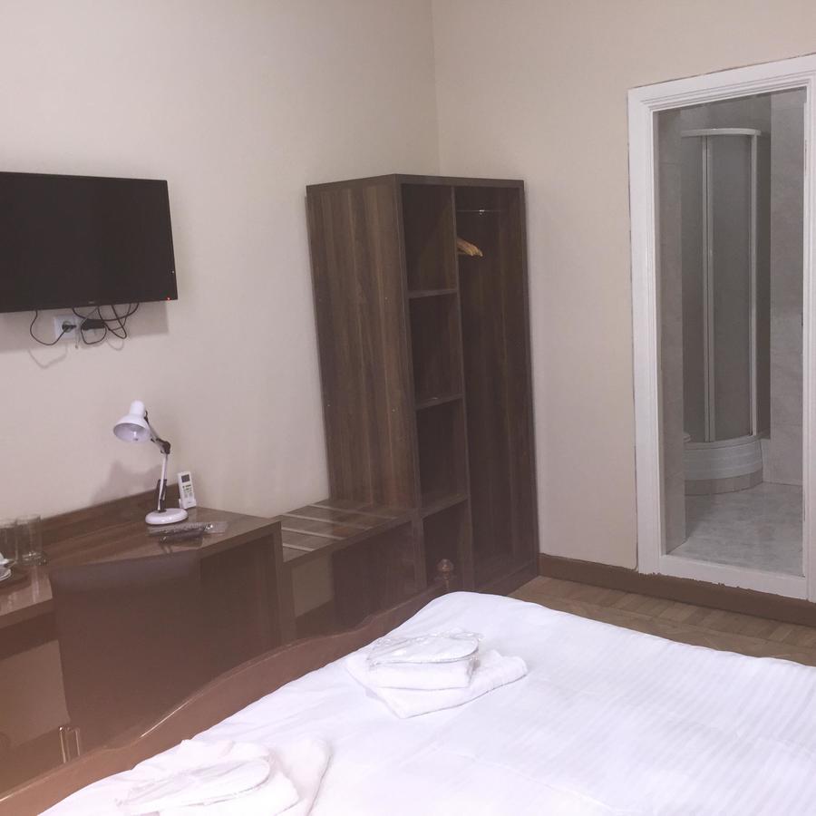 Hotel Nice Tbilisi Eksteriør billede