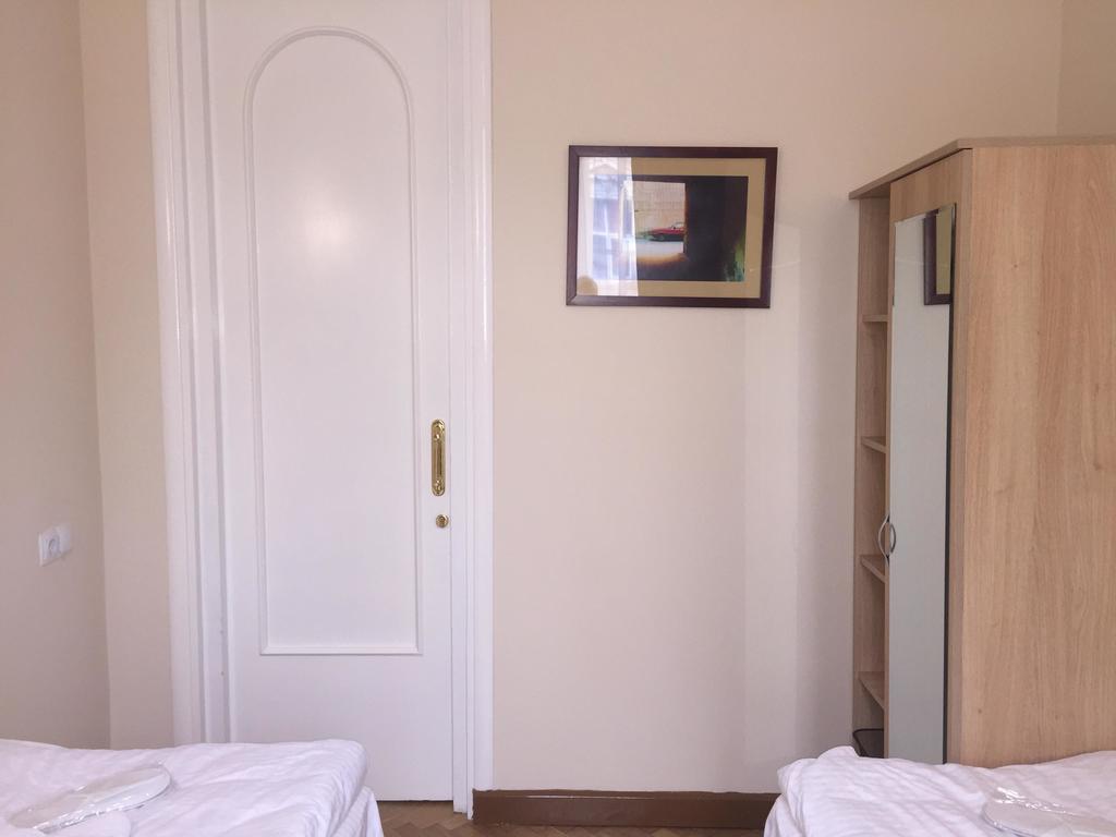 Hotel Nice Tbilisi Eksteriør billede
