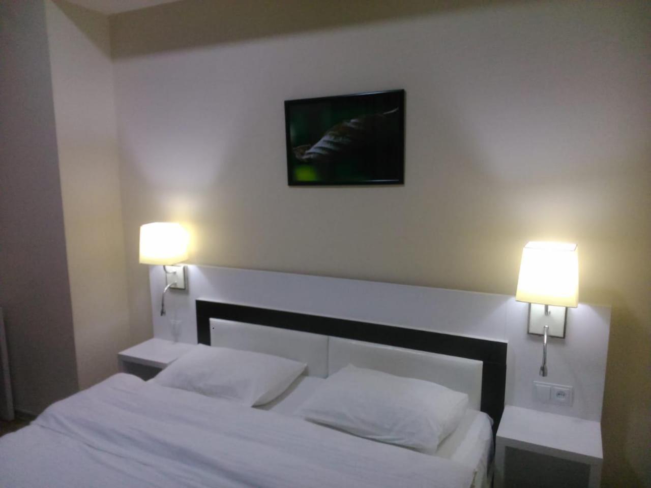 Hotel Nice Tbilisi Eksteriør billede